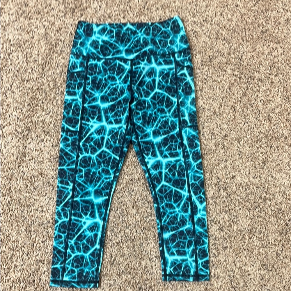 Constantly Varied Gear Serenity Capris